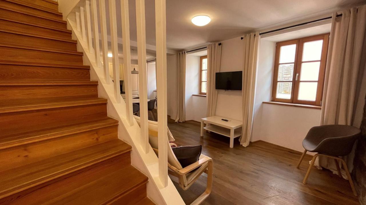 Fonda House *